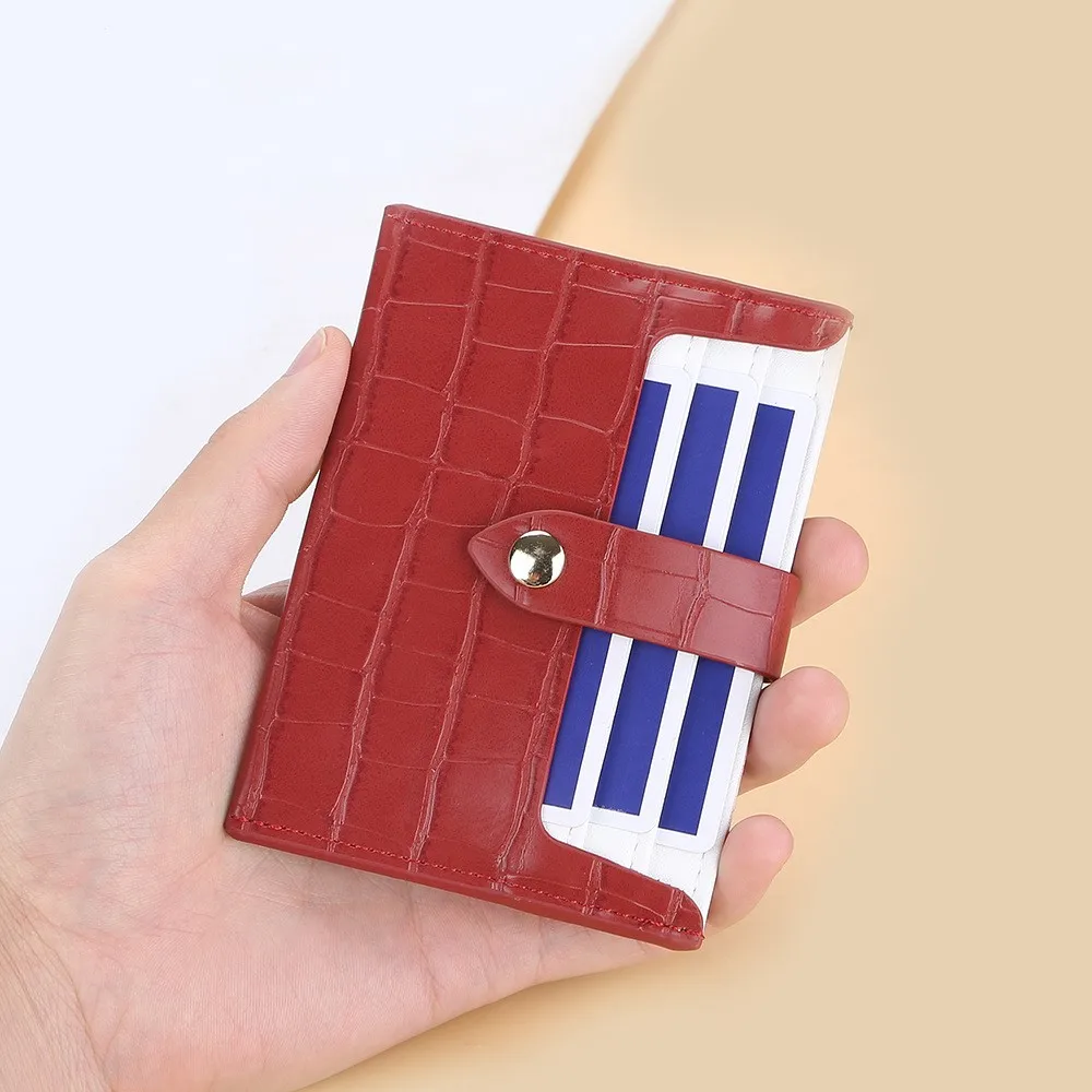Porte carte femme - mini étui croco à bouton-pression